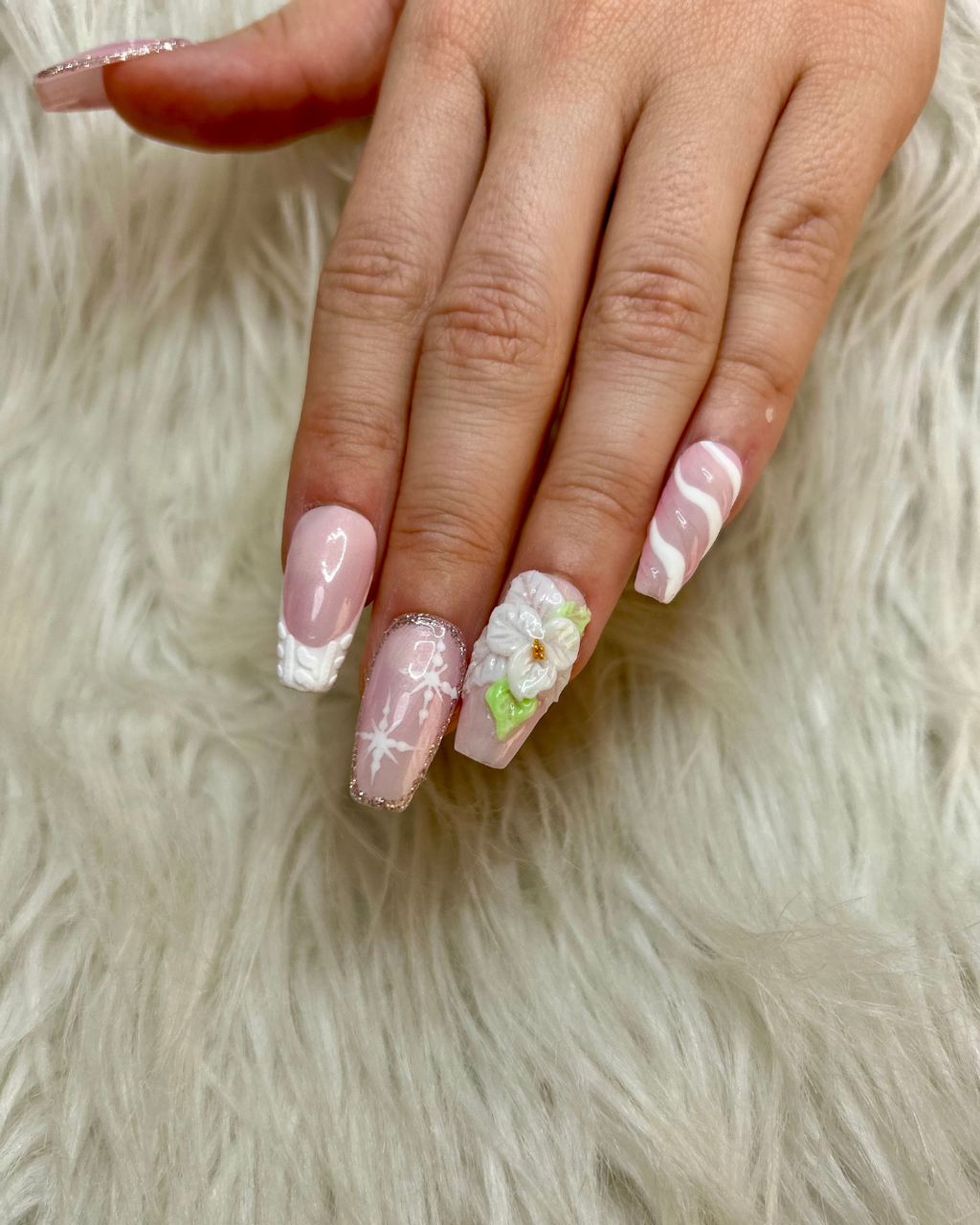 Press on Nail - Flower Christmas